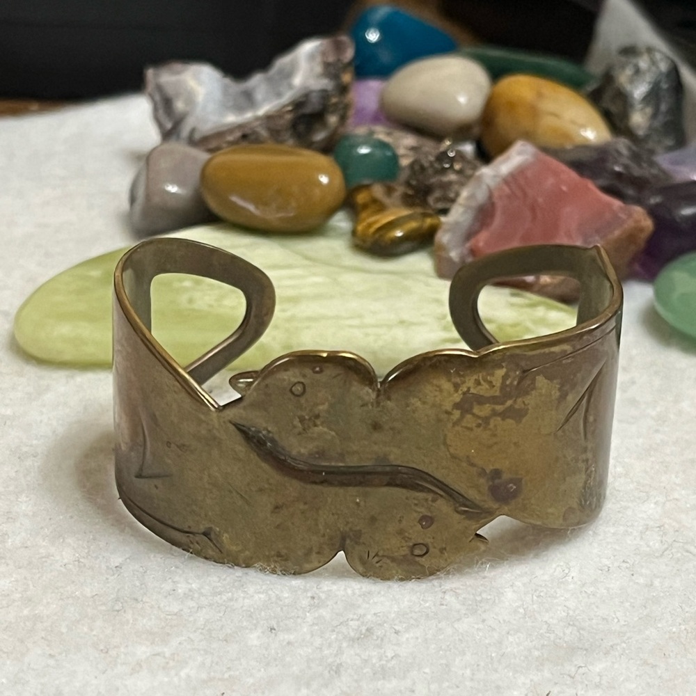 Back To Back Vintage Cat Cuff Bracelet